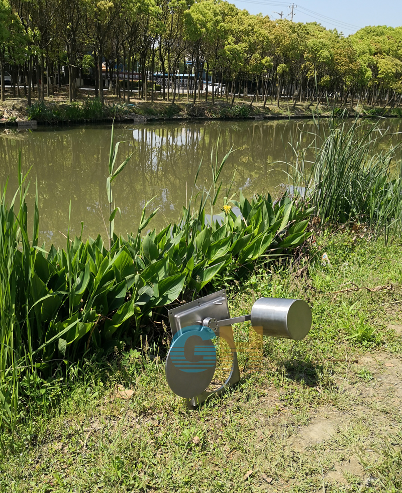 GHFTF不銹鋼自控截污裝置，不銹鋼浮筒閥側(cè)面實(shí)物圖